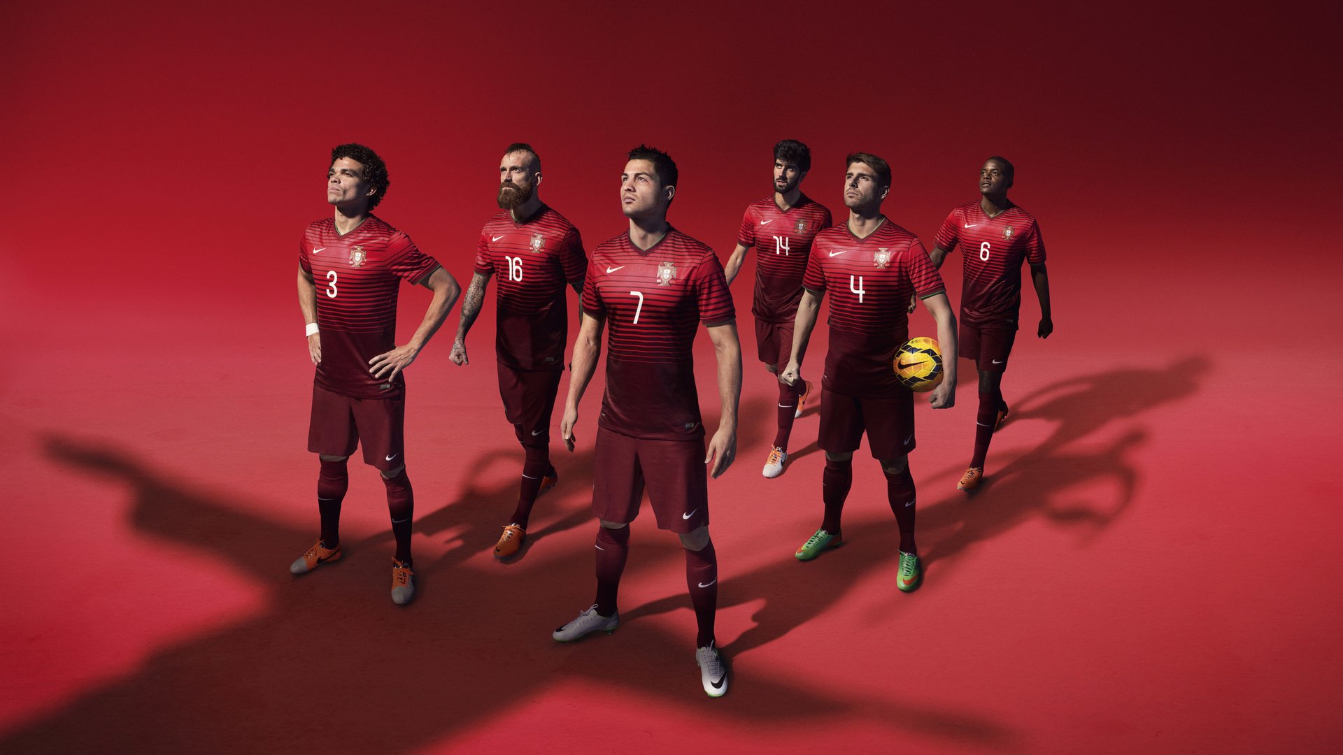 英超球员赛后恢复曲线数据驱动个性化训练方案设计