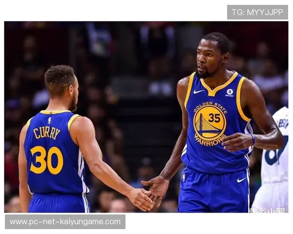 史诗级对决:库里和杜兰特的巅峰交锋!,库里和杜兰特单挑视频