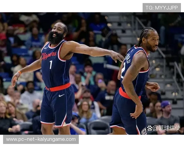 伦纳德弧顶三分命中，快船表现沉稳拿下胜利